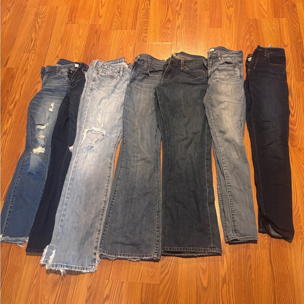 Lot of 7 Women's Abercrombie Jeans - Mixed Blue Washes